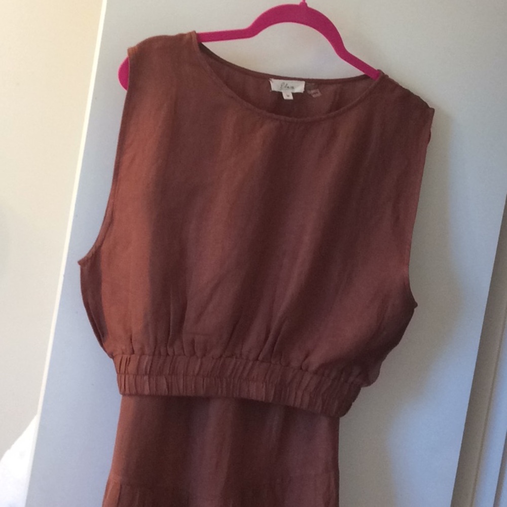 ELAN Outfit